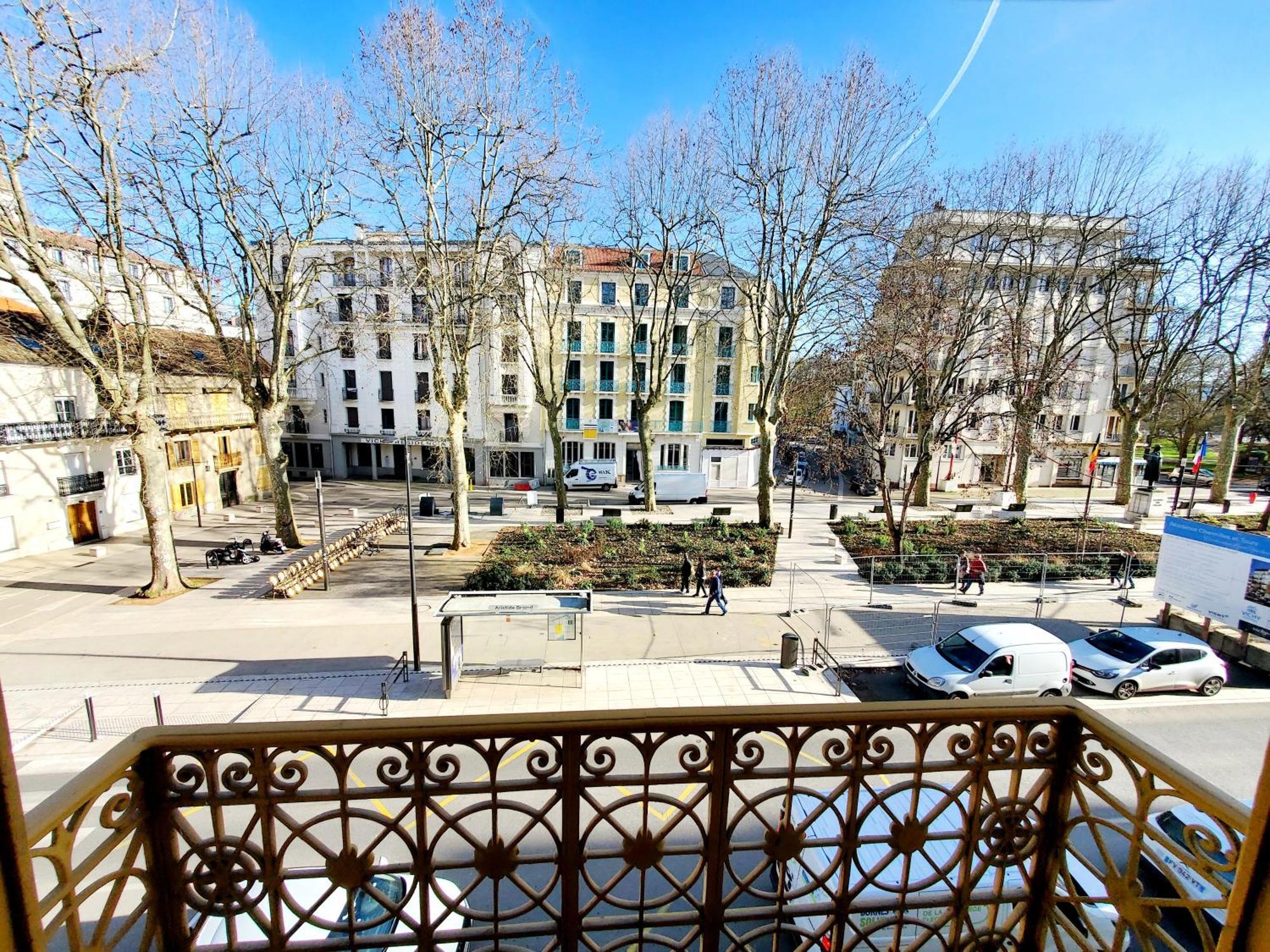 Logis Hotel Belle Etoile Vichy Eksteriør bilde