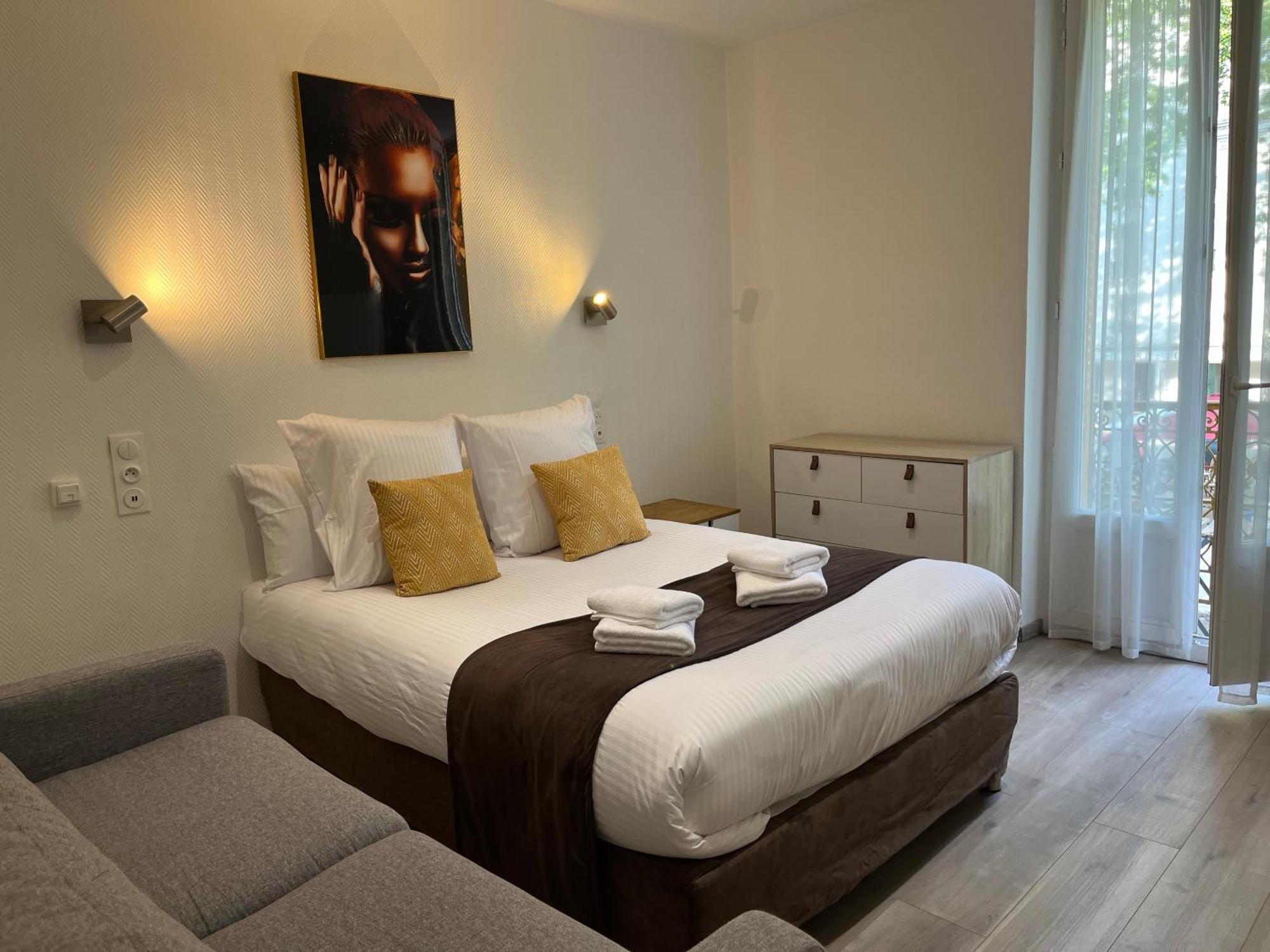 Logis Hotel Belle Etoile Vichy Eksteriør bilde